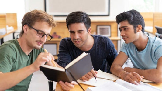 Por qué tienes que repetir en inglés